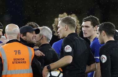 Antonio Conte confronts the referee after win vs Norwich City in FA Cup Thrid Round Replay 2018