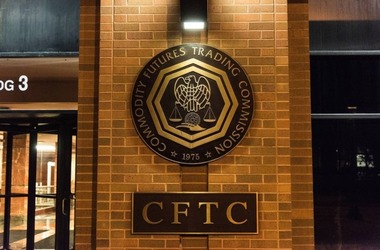 CFTC Commissioner Suggests Self-regulatory Body For Crypto Market