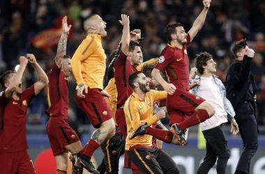Roma stun Barcelona, while Reds finish off City