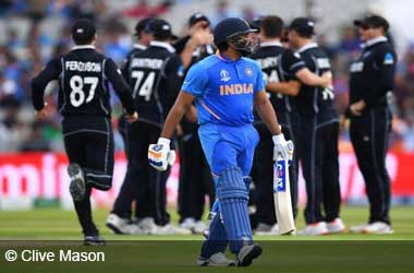 Rohit Sharma dismissed by New Zealand in Cricket World Cup 2019 - Semi Final 
