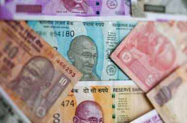 Foreign Investors Suffer As Rupee Becomes Asia’s Worst Performer