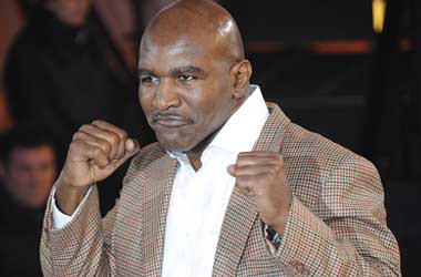 Evander Holyfield Set To Follow Mike Tyson And Return To Boxing Ring