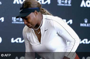 Serena Williams breaks down after Semi-Final defeat at the Australian Open 2021