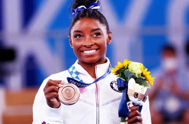 Simone Biles Overcomes “Mental Issues” To Grab An Individual Medal