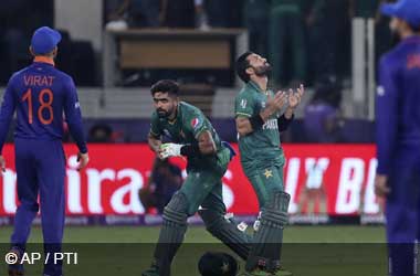 Pakistan celebrate beating India at the 2021 ICC T20 World Cup match