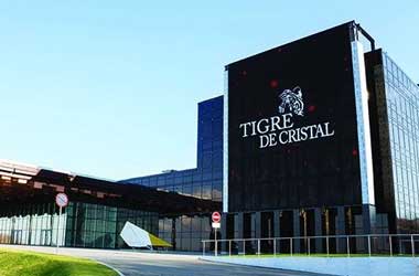 China Makes 140 Arrests For Luring VIP Gamblers To Tigre de Cristal
