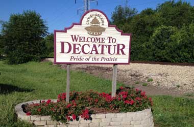 Decatur, Illinois Stops Issuing iGaming Licenses After Gambling Losses Increase