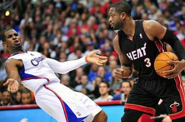 Chris Paul flopping during a NBA game