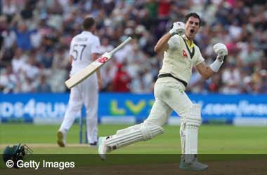 Pat Cummins celebrates hitting the winning runs in 5th day of Ashes 2023 First Test