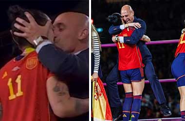 Luis Rubiales kissing and jumping on Jennifer Hermoso